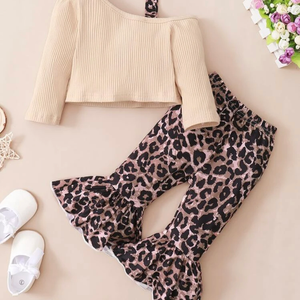 Baby girl cute ribbed knit top and leopard flare leg pant