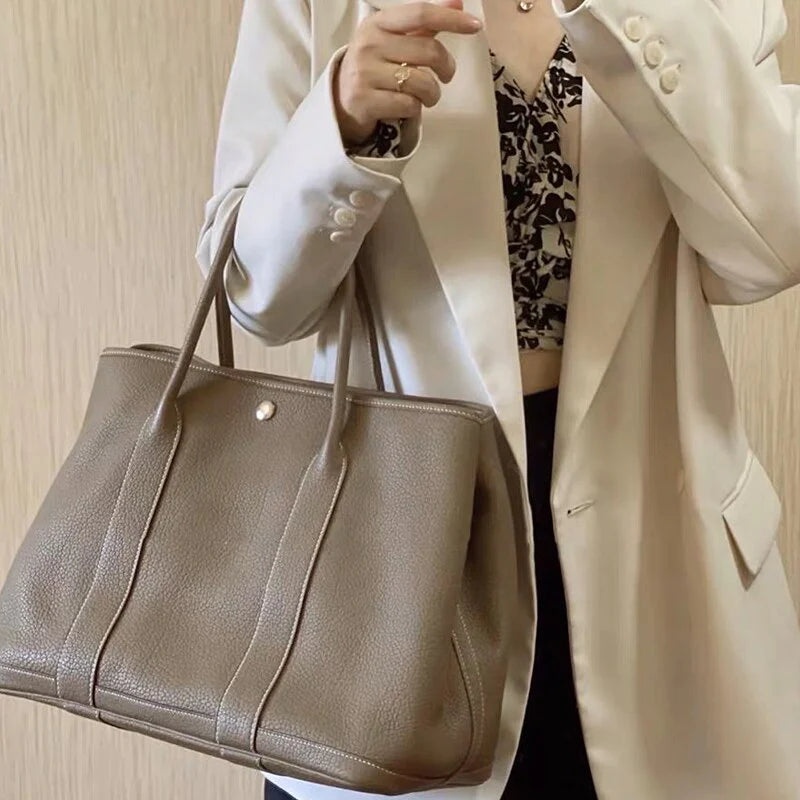 Genuine leather women's bag with cowhide top layer, fashionable lychee  pattern, platinum bag, women's handbag, shoulder bag (30 elephant ash):  Handbags