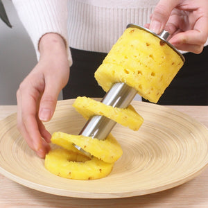 Stainless Steel Pineapple Peeler Cutter Fruit Knife slicer A spiral Pineapple cutting machine Easy to use kitchen cooking tools